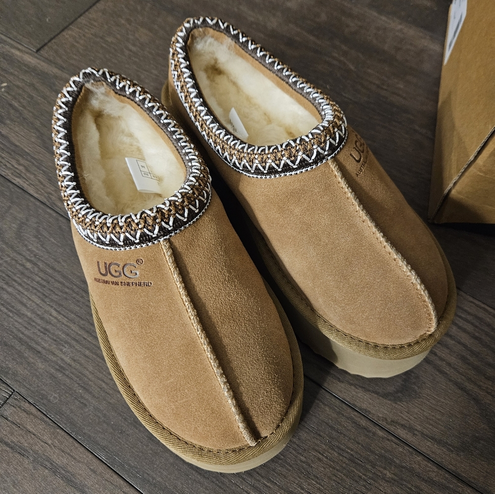 UGG Suede Tazz Slip-Ons